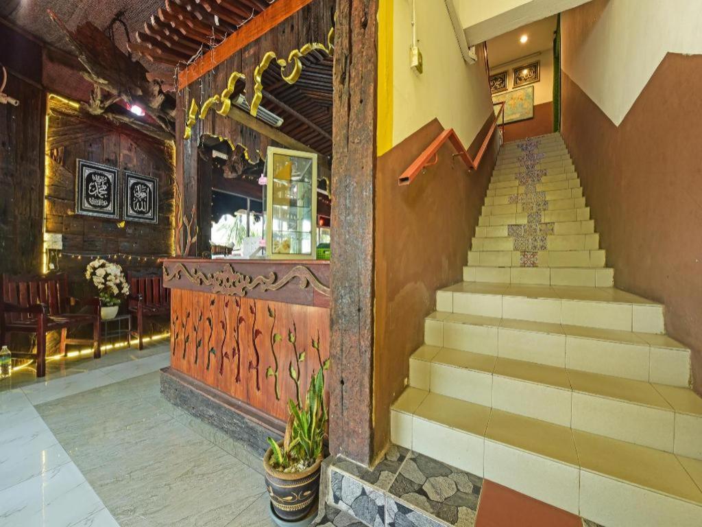 Super Oyo Capital O 90659 Raintown Timbers Hotel Taiping Exterior foto